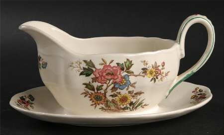 Lorraine Gravy Boat with Attached Underplate
