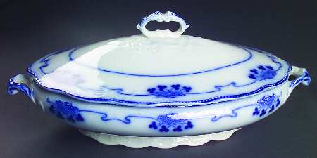 Lorne (Flow Blue) Oval Covered Vegetable