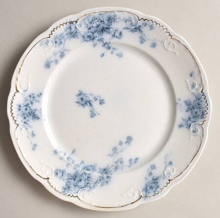 Marechal Neil (Flow Blue, Gold) Luncheon Plate