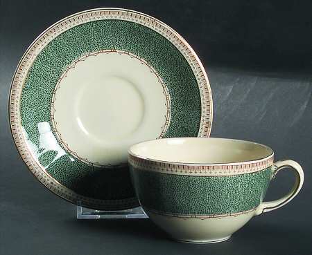 Melrose (Wide Green Rim, Smooth) Flat Cup & Saucer Set