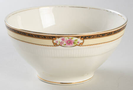 Montcalm Cranberry Bowl