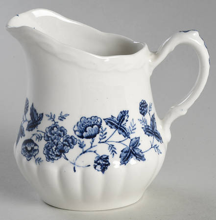 Old Chelsea Blue (White Background) Creamer