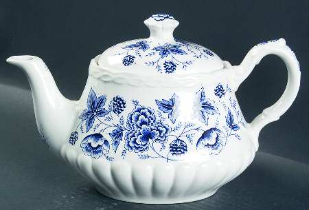 Old Chelsea Blue (White Background) Teapot & Lid