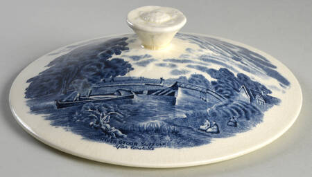 Scenes After Constable Blue (Center Design) Lid for Round Vegetable