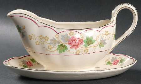 Swansea Rose Gravy Boat with Attached Underplate