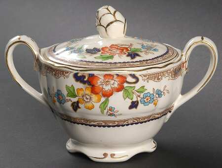 Warwick Sugar Bowl & Lid