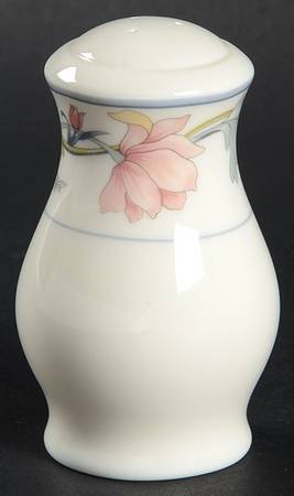 Ashley Pepper Shaker