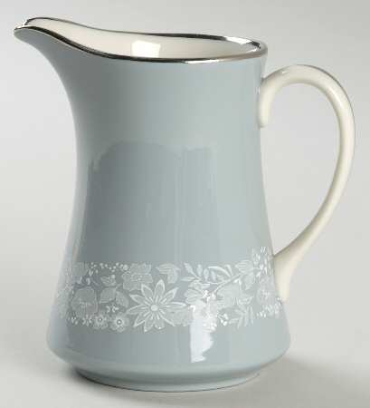 Blue Bouquet Creamer