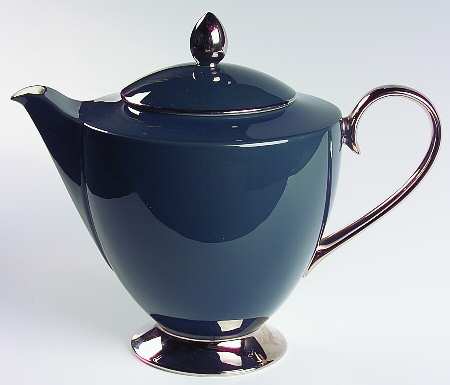 Black Contessa Coffee Pot & Lid