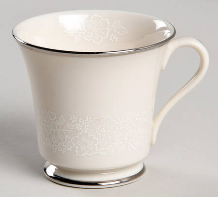 Bridal Bouquet Footed Cup