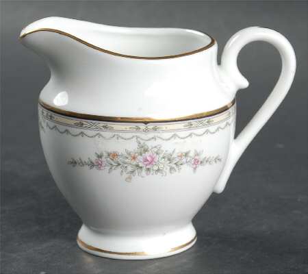 Buttercup (New, 1994) Creamer