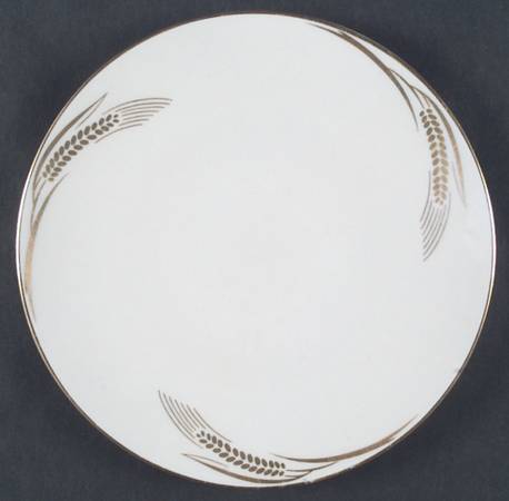 Chalice No Color Band (Gold Trim, Coupe) by Gorham