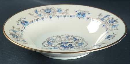 Ching Dynasty Rim Soup Bowl