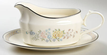 Cherrywood Gravy Boat & Underplate