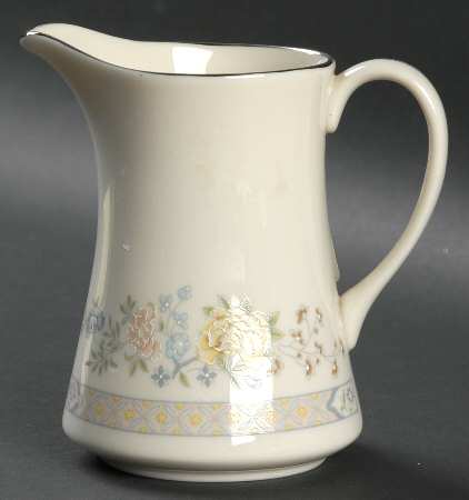 Cherrywood Creamer