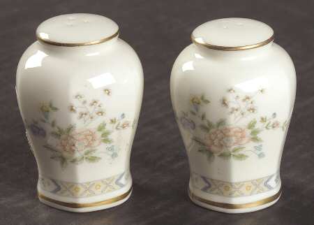 Cherrywood Salt & Pepper Set