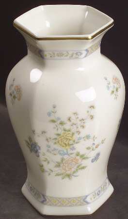 Cherrywood 8" Vase