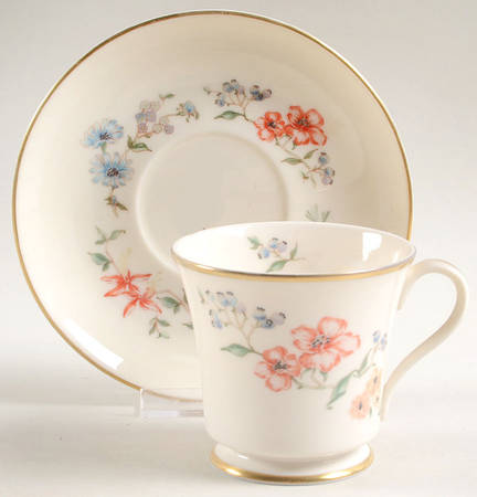 Chinoiserie Footed Cup & Saucer Set