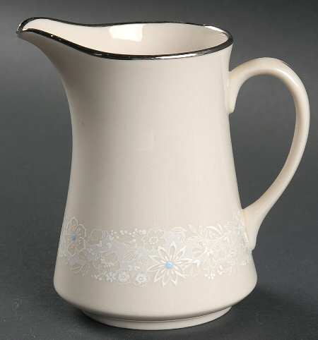 Chantilly Lace Creamer