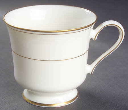 Elegance Gold Footed Cup