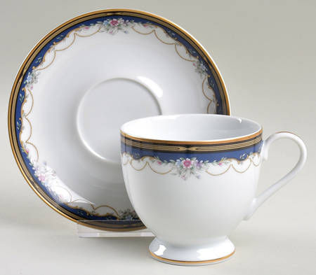 Golden Ribbon Edge Footed Cup & Saucer Set