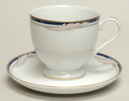 Golden Swirl Footed Cup & Saucer Set