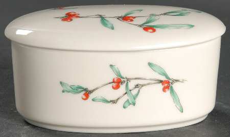 Homecoming Oval Box & Lid