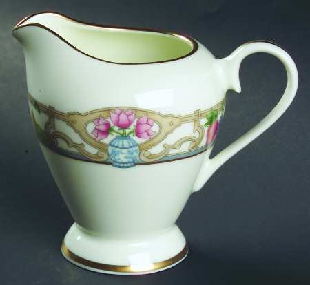 Jardiniere Creamer