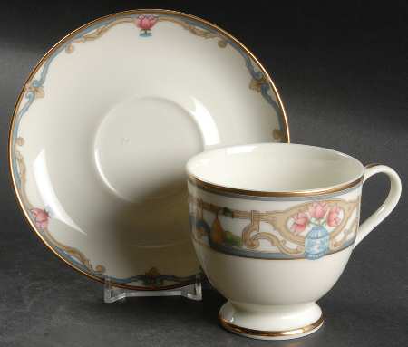 Jardiniere Footed Cup & Saucer Set