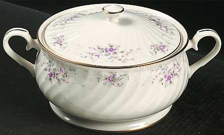 Jolie Round Covered Vegetable