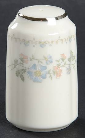 Juliana Pepper Shaker