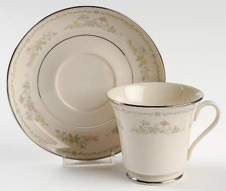 Lady Madison Footed Cup & Saucer Set