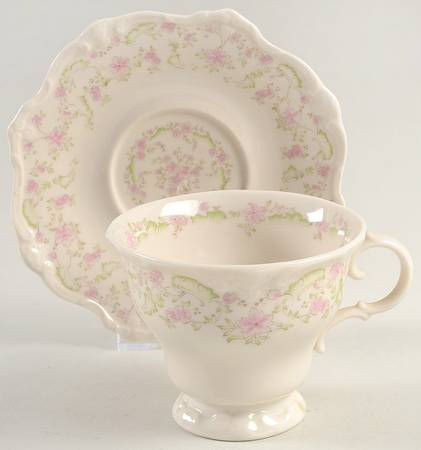Footed Cup & Saucer Set