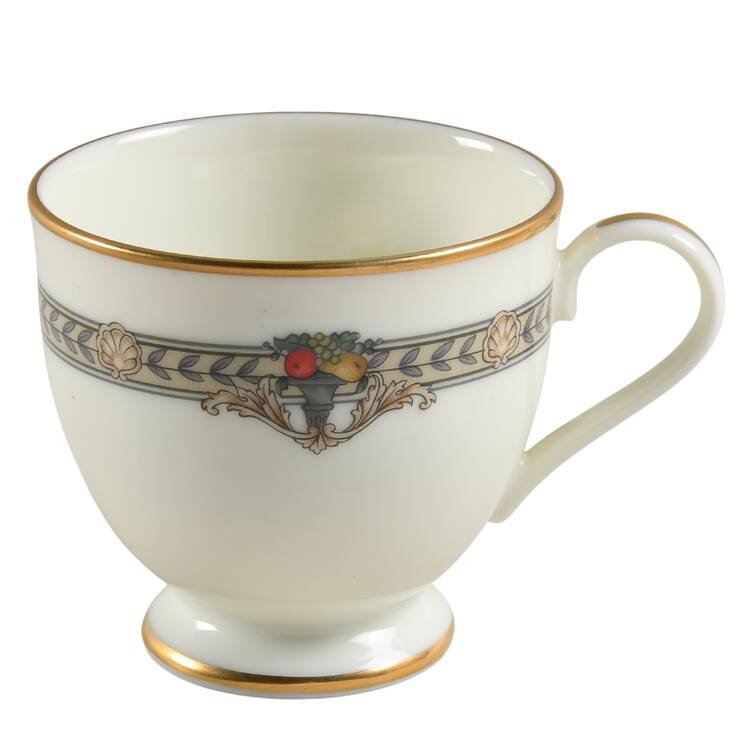 Laurel Footed Cup