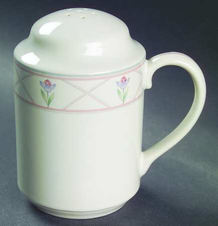 Lindsay Pepper Shaker