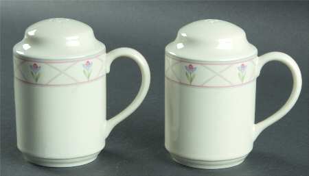 Lindsay Salt & Pepper Set