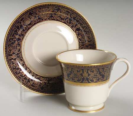 Lorenzo De Medici (Cobalt with Gold) Footed Cup & Saucer Set