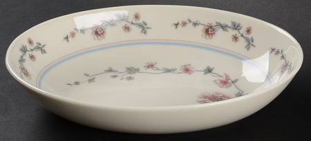 Longwood 9" Oval Vegetable Bowl
