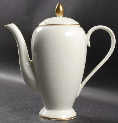 Masterpiece Gold Coffee Pot & Lid