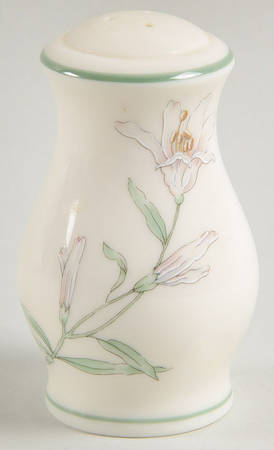 Melrose Pepper Shaker