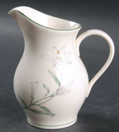 Melrose Creamer