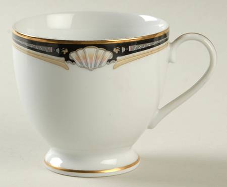 Newport Scroll Footed Cup