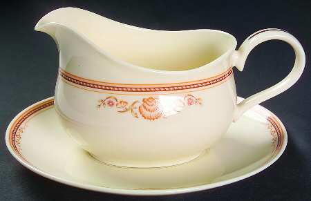 Newport Gravy Boat & Underplate