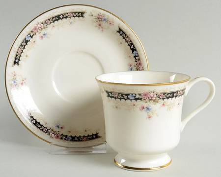 Nocturne Footed Cup & Saucer Set