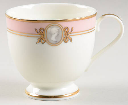 Pavia Pink Footed Cup