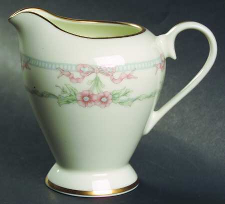 Parisienne Creamer