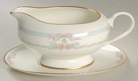Parisienne Gravy Boat & Underplate