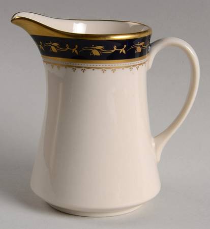 Renoir Creamer
