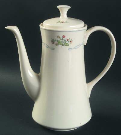 Ribbon Edge Coffee Pot & Lid