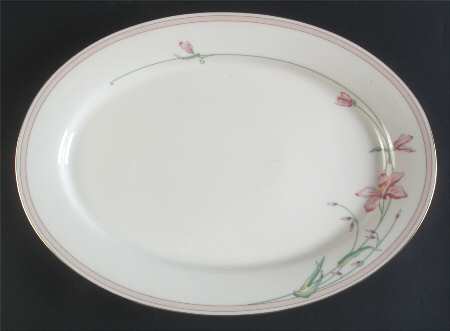 Silk Petal 16" Oval Serving Platter